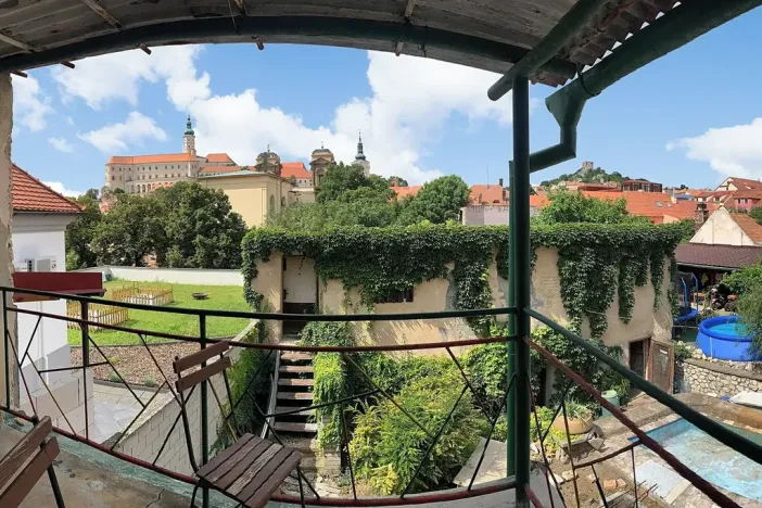 Prodej ubytování, Mikulov, Koněvova, 80 m2