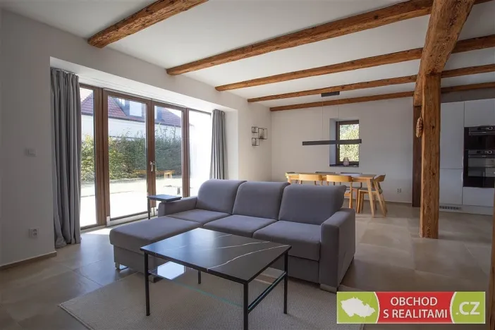 Pronájem rodinného domu, Dubany, 165 m2