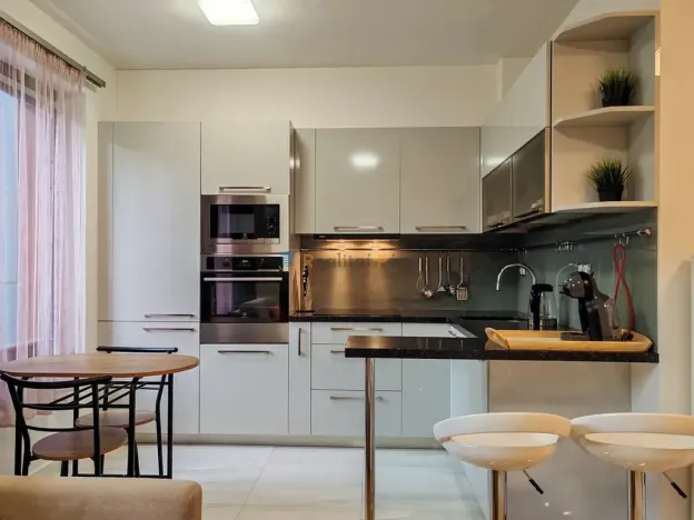 Pronájem bytu 1+kk, Praha - Smíchov, U Nikolajky, 39 m2