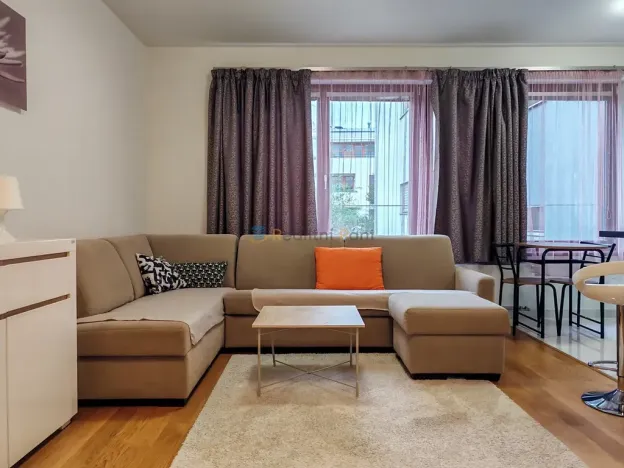 Pronájem bytu 1+kk, Praha - Smíchov, U Nikolajky, 39 m2