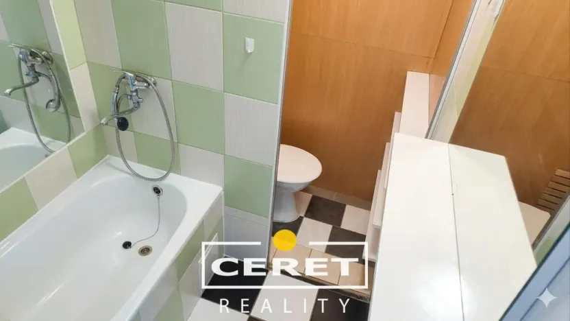 Pronájem bytu 1+1, Žatec, Šafaříkova, 35 m2