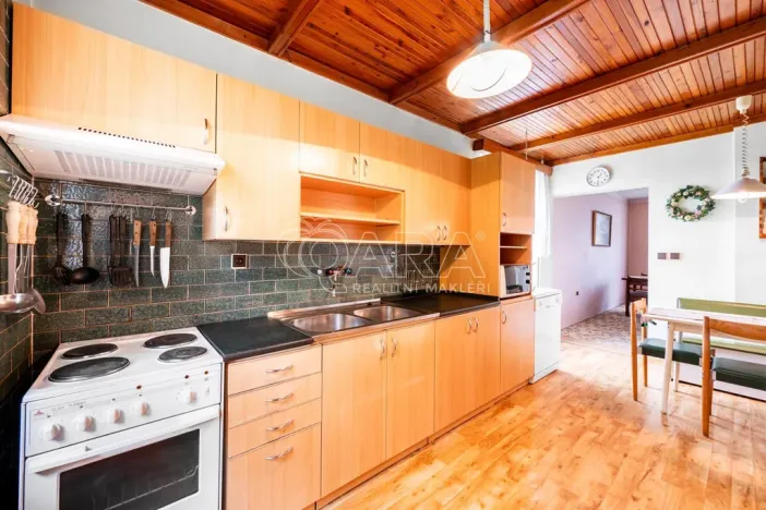 Prodej vícegeneračního domu, Tlustice, 250 m2