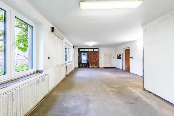 Prodej vícegeneračního domu, Tlustice, 250 m2