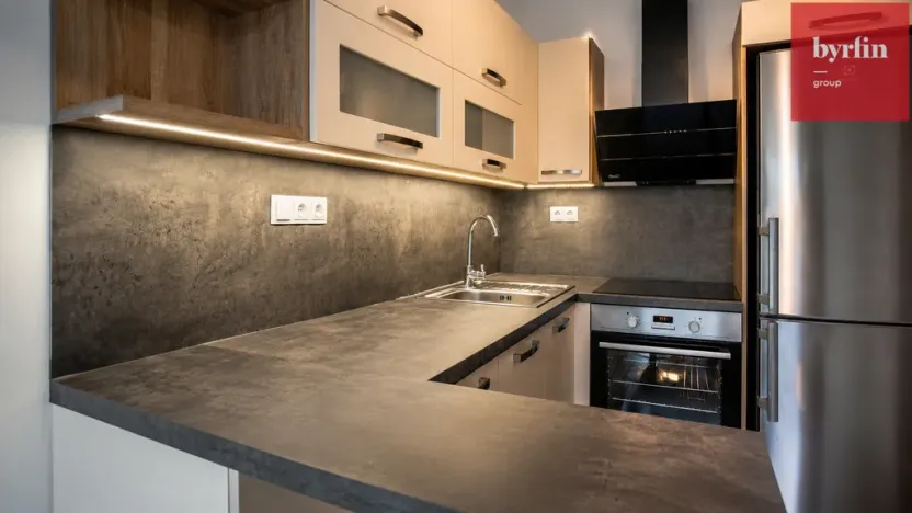 Pronájem bytu 2+kk, Opava, Jaselská, 54 m2