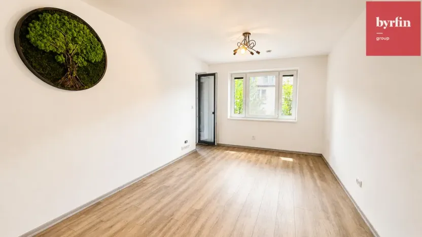 Pronájem bytu 2+kk, Opava, Jaselská, 54 m2