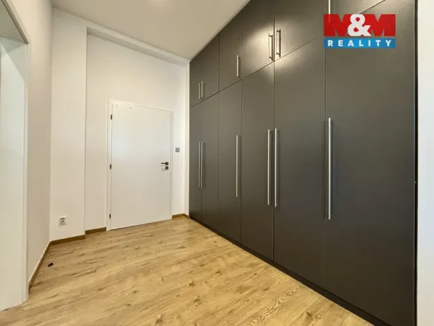 Pronájem bytu 1+kk, Ostrava - Vítkovice, Ruská, 57 m2