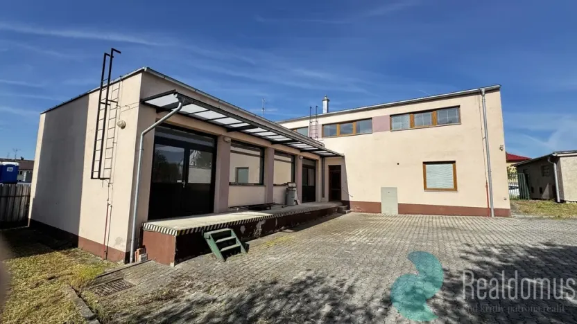 Pronájem výrobních prostor, České Budějovice, K Dolíčku, 314 m2