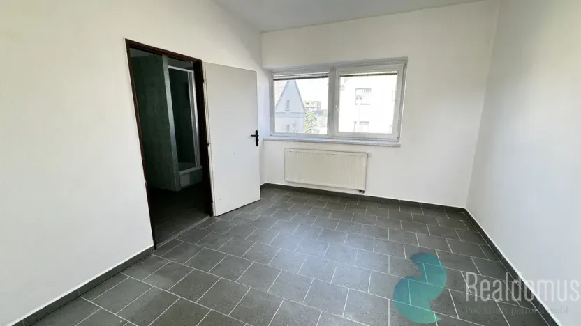 Pronájem výrobních prostor, České Budějovice, K Dolíčku, 314 m2