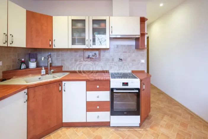 Pronájem bytu 2+1, Neratovice, Kpt. Jaroše, 61 m2