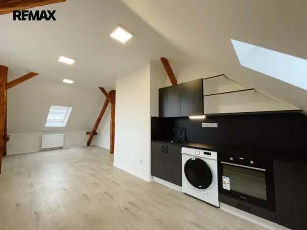 Prodej činžovního domu, Lety, 550 m2