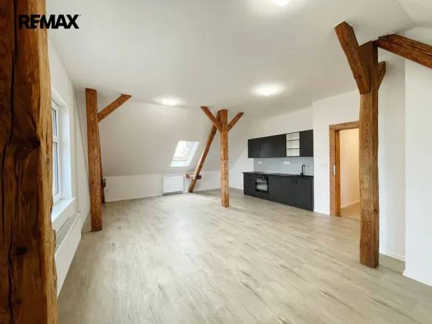 Prodej činžovního domu, Lety, 550 m2