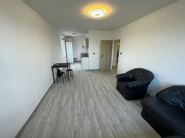 Pronájem bytu 3+kk, Praha - Petrovice, Rezlerova, 75 m2