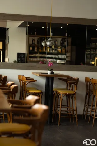 Pronájem restaurace, Pardubice, nábřeží Závodu míru, 100 m2
