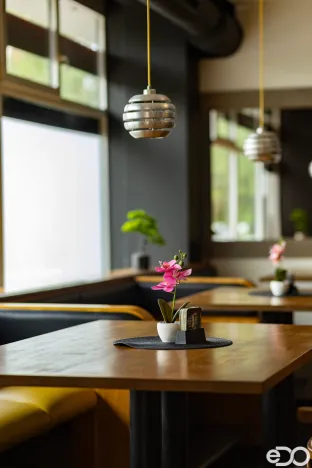 Pronájem restaurace, Pardubice, nábřeží Závodu míru, 100 m2