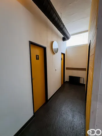 Pronájem restaurace, Pardubice, nábřeží Závodu míru, 100 m2