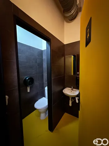 Pronájem restaurace, Pardubice, nábřeží Závodu míru, 100 m2