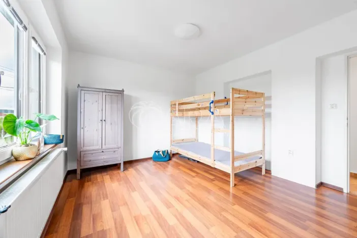 Prodej bytu 3+1, Osek, 72 m2