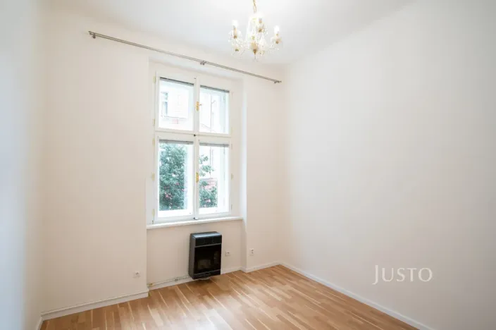 Pronájem bytu 2+kk, Praha, Americká, 46 m2