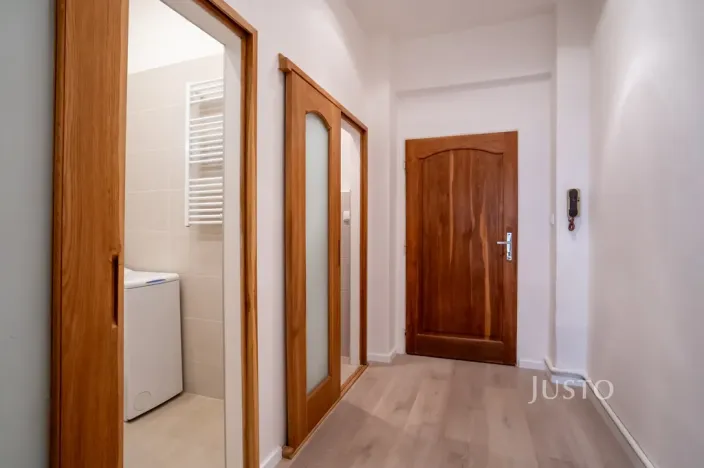Pronájem bytu 2+kk, Praha, Americká, 46 m2