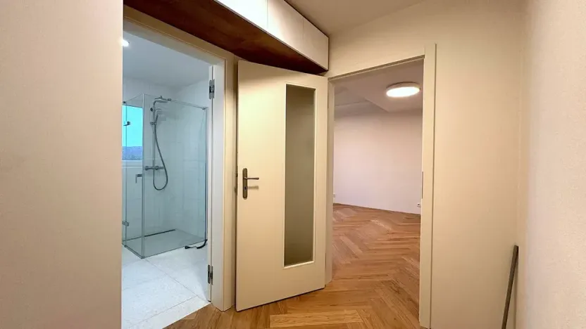 Pronájem bytu 1+kk, Brno, Březinova, 42 m2
