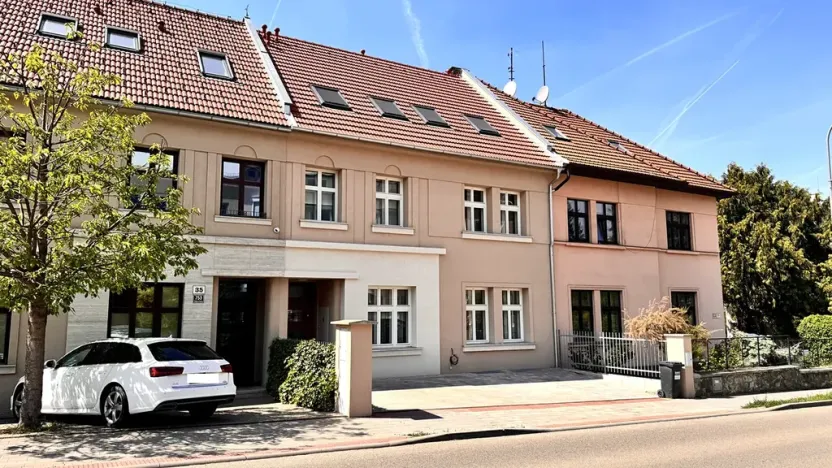 Pronájem bytu 1+kk, Brno, Březinova, 42 m2