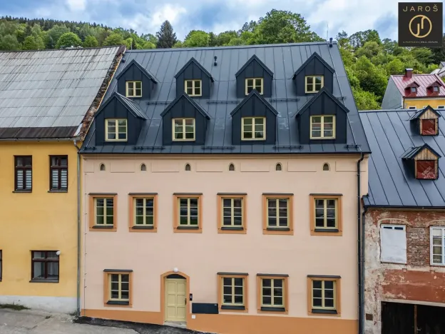 Prodej bytu 2+kk, Jáchymov, náměstí Republiky, 34 m2