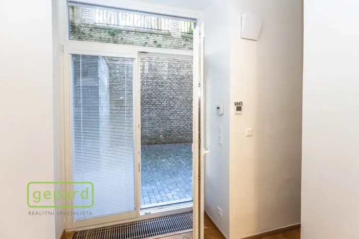 Pronájem bytu 2+1, Praha - Vinohrady, Italská, 58 m2