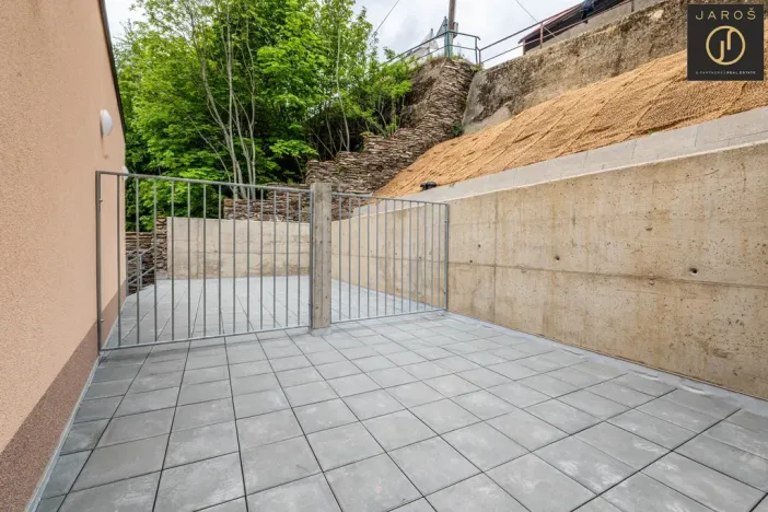 Prodej bytu 2+kk, Jáchymov, náměstí Republiky, 62 m2