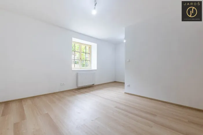 Prodej bytu 2+kk, Jáchymov, náměstí Republiky, 43 m2