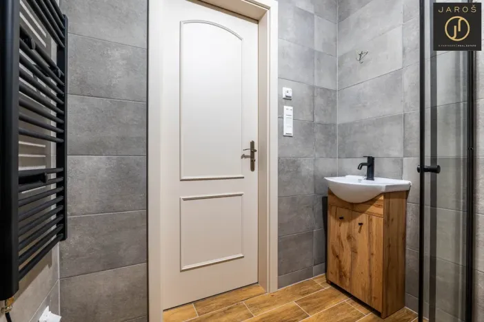 Prodej bytu 2+kk, Jáchymov, náměstí Republiky, 43 m2