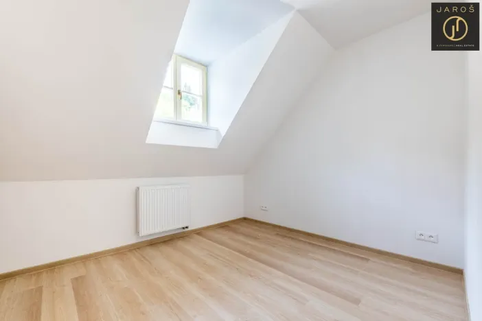 Prodej bytu 2+kk, Jáchymov, náměstí Republiky, 67 m2