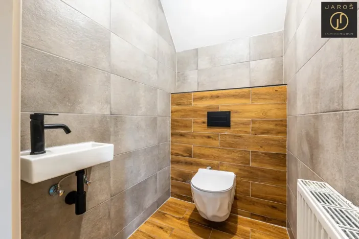Prodej bytu 2+kk, Jáchymov, náměstí Republiky, 67 m2