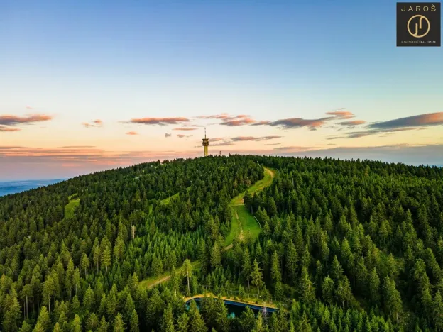 Prodej bytu 2+kk, Jáchymov, náměstí Republiky, 67 m2