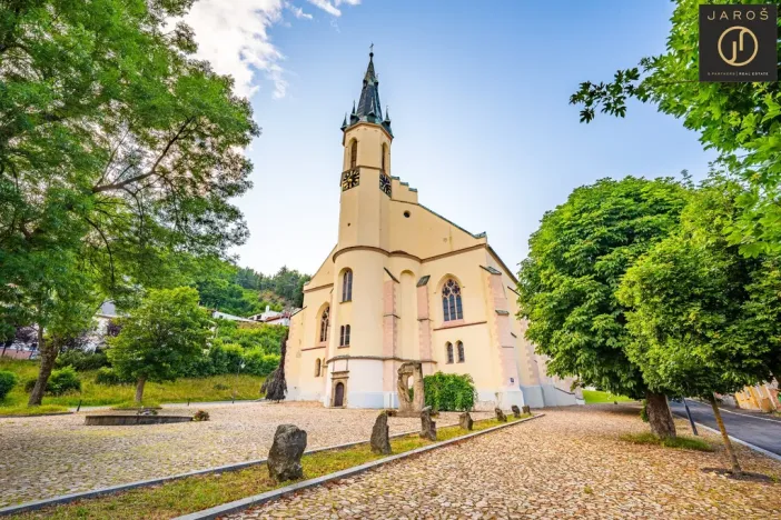 Prodej bytu 2+kk, Jáchymov, náměstí Republiky, 67 m2