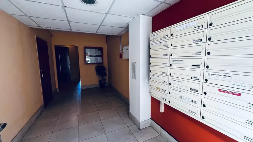 Pronájem bytu 1+1, Praha - Hostivař, Chudenická, 33 m2