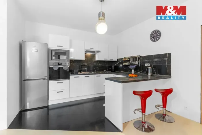 Prodej bytu 3+kk, Milovice - Mladá, Rakouská, 93 m2