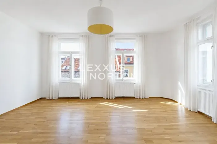 Pronájem bytu 2+kk, Praha - Žižkov, Žižkovo náměstí, 61 m2
