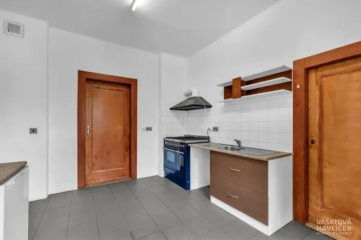 Pronájem bytu 2+1, Hradec Králové, Fučíkova, 75 m2