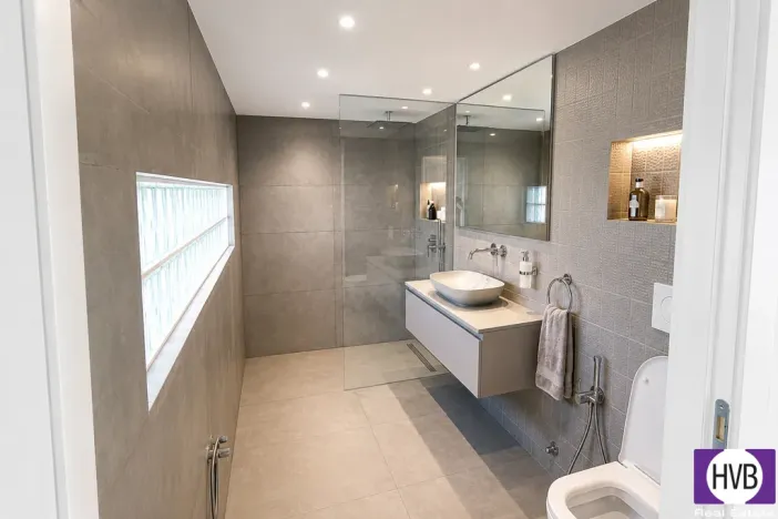 Pronájem bytu 2+kk, Praha, Československého exilu, 68 m2