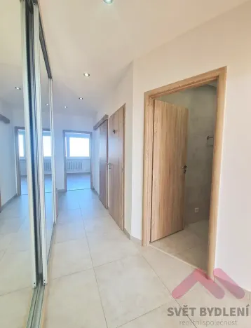 Pronájem bytu 3+kk, Praha - Bohnice, Hlivická, 73 m2