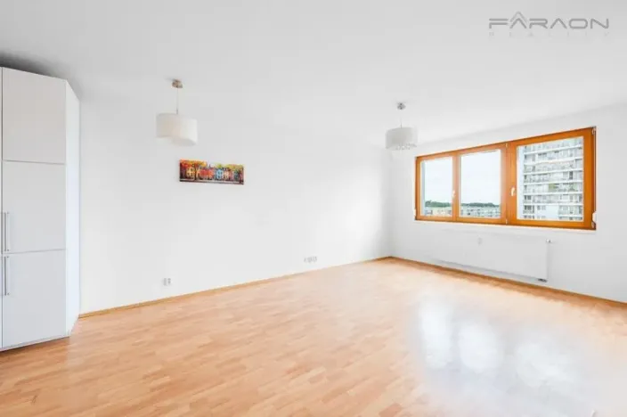Pronájem bytu 2+kk, Praha - Stodůlky, Sluneční náměstí, 50 m2