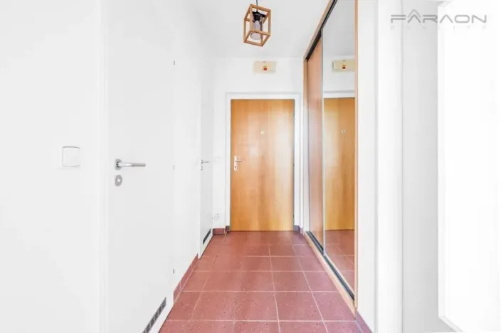 Pronájem bytu 2+kk, Praha - Stodůlky, Sluneční náměstí, 50 m2