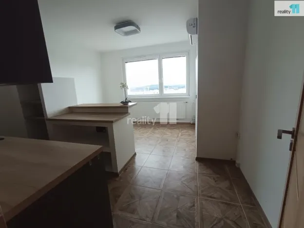 Pronájem bytu 2+kk, Česká Lípa, Hradecká, 40 m2