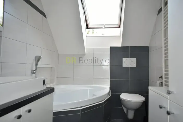 Pronájem bytu 3+kk, Kobylnice, Na Návsi, 90 m2