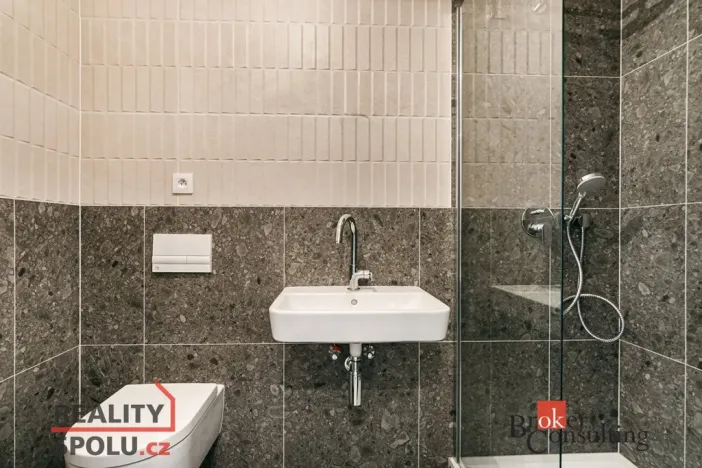 Pronájem bytu 1+kk, Brno - Zábrdovice, Bratislavská, 24 m2