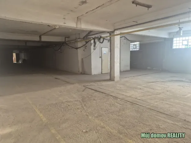 Pronájem výrobních prostor, Praha - Běchovice, Podnikatelská, 595 m2