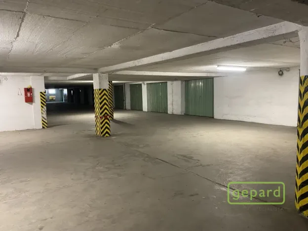 Pronájem garáže, Olomouc, U kovárny, 17 m2