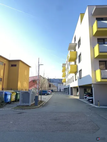 Pronájem garáže, Pardubice, Bratranců Veverkových, 16 m2
