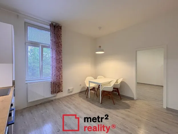 Pronájem bytu 1+kk, Olomouc, Dobrovského, 50 m2