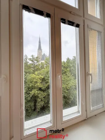 Pronájem bytu 1+kk, Olomouc, Dobrovského, 50 m2